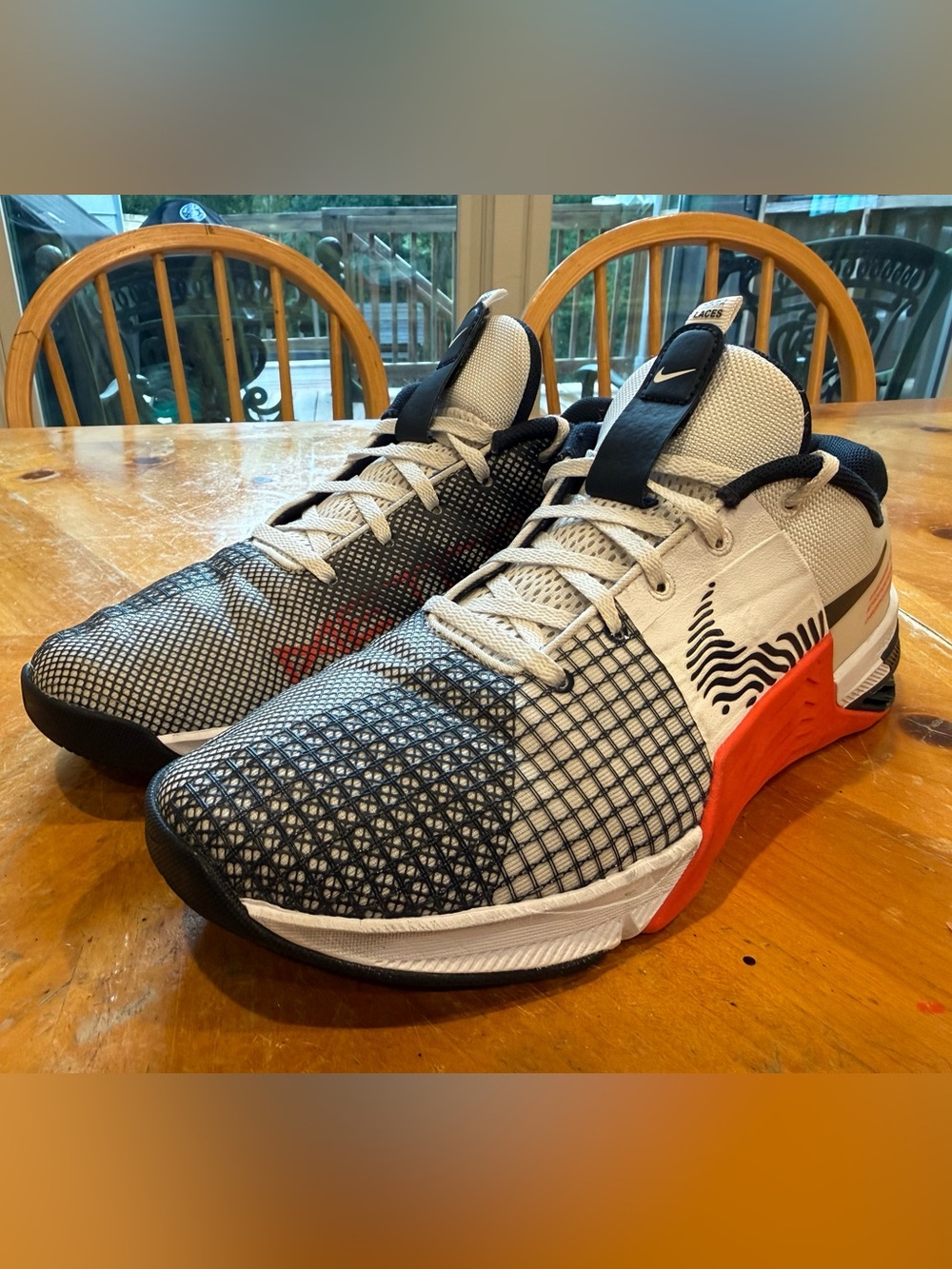 Men’s size 10.5 Nike Metcon 8 workout shoes